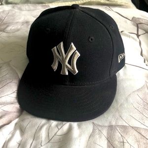 New York Yankees hat